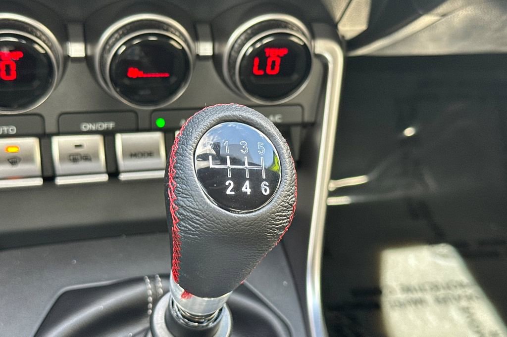 Used 2023 Toyota GR86 image 23