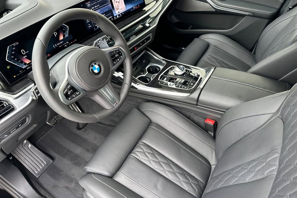 New 2026 BMW X7 xDrive40i w/ Executive Package image 9