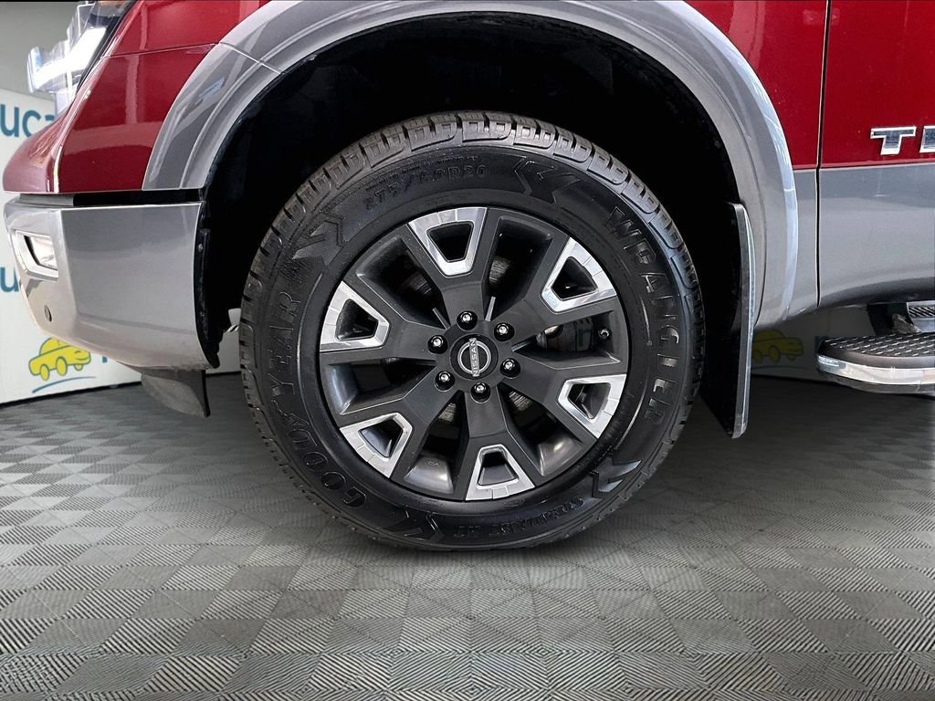 Used 2024 Nissan Titan Platinum Reserve w/ Moonroof Package image 29