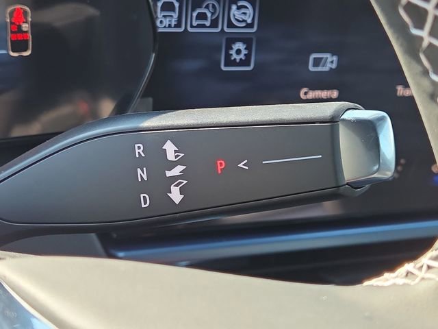 New 2026 Chevrolet Equinox EV LT image 17