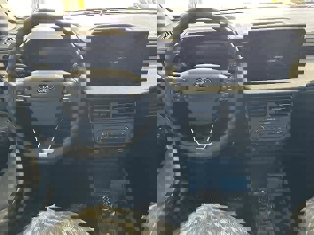 New 2025 Ford Maverick XLT w/ Equipment Group 301A image 9