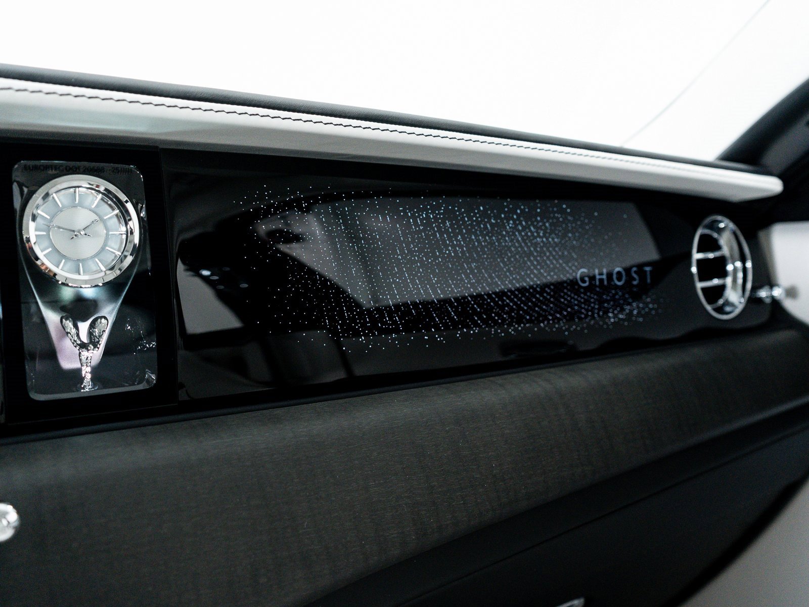 New 2025 Rolls-Royce Ghost image 48