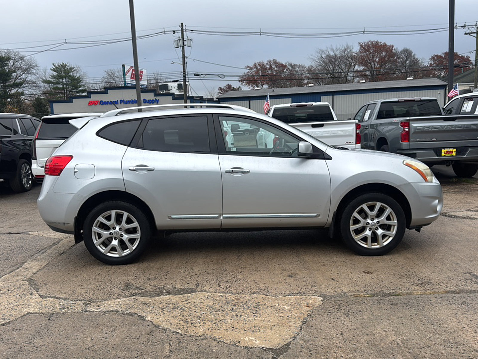 Used 2011 Nissan Rogue SV w/ SL Pkg image 7