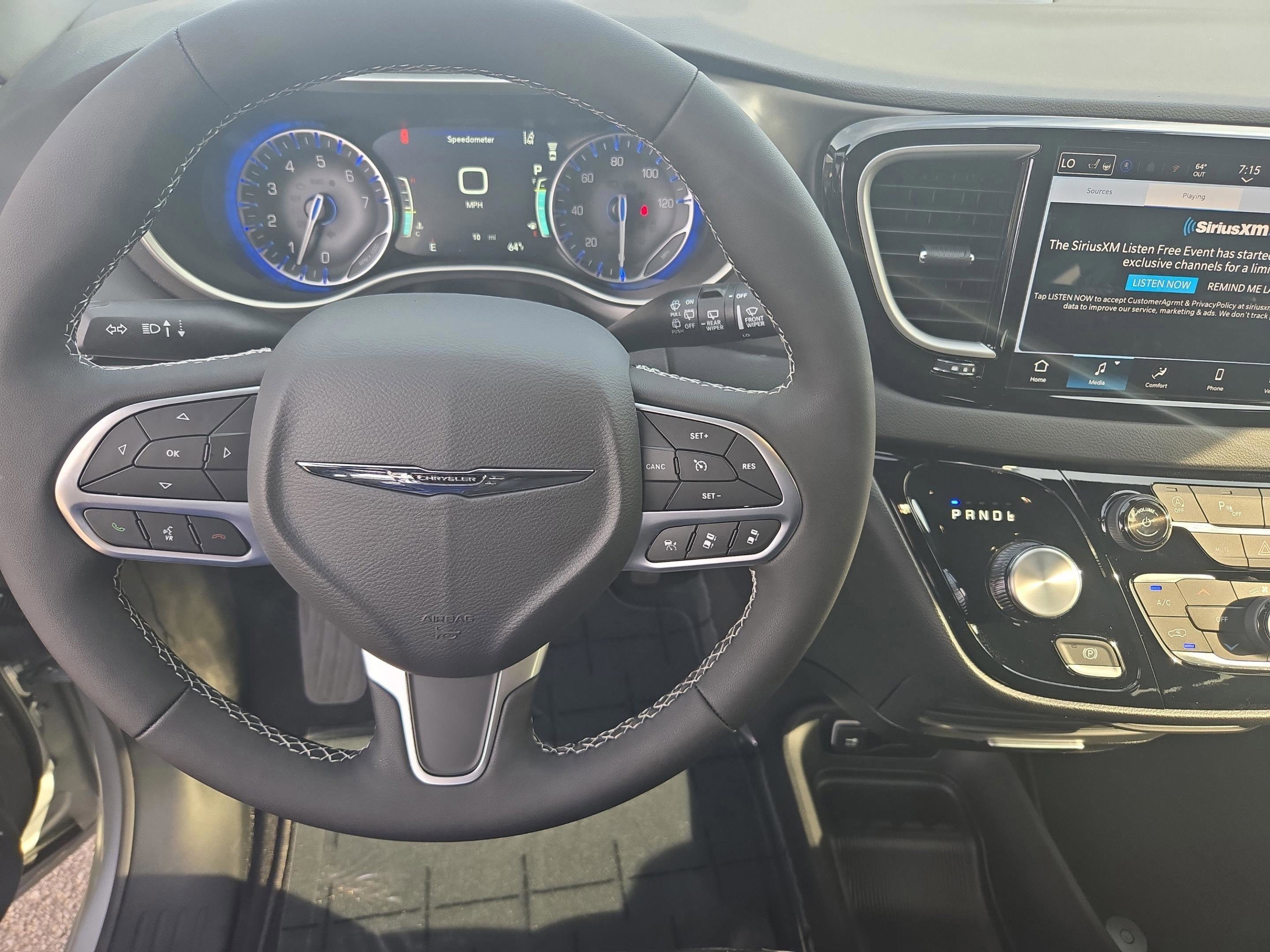 New 2026 Chrysler Voyager LX image 30