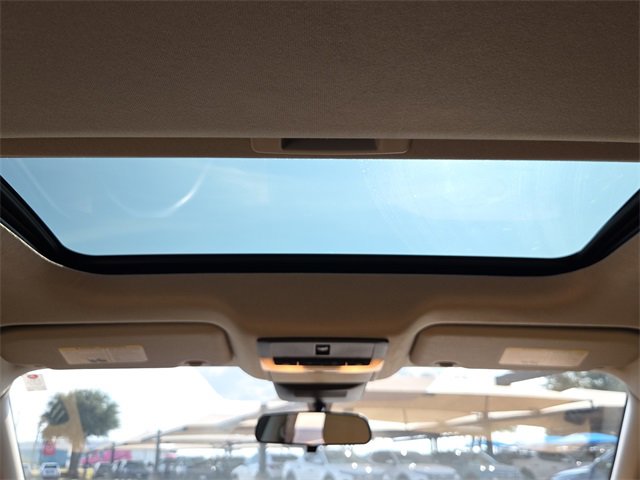 Used 2023 Nissan Sentra SV w/ SV Premium Package image 14