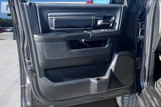 Used 2022 RAM 1500 Classic Warlock image 17