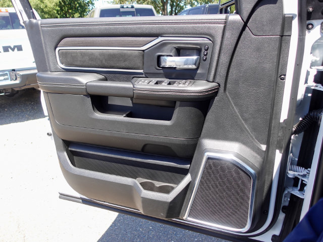 New 2026 RAM 3500 Laramie w/ Night Edition AWD/4WD image 18