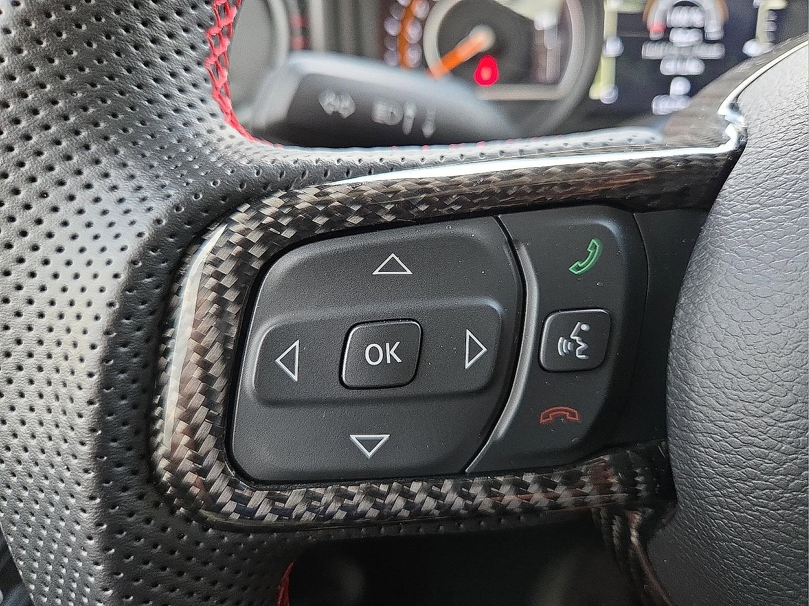 Used 2025 Jeep Wrangler Unlimited Rubicon AWD/4WD image 19