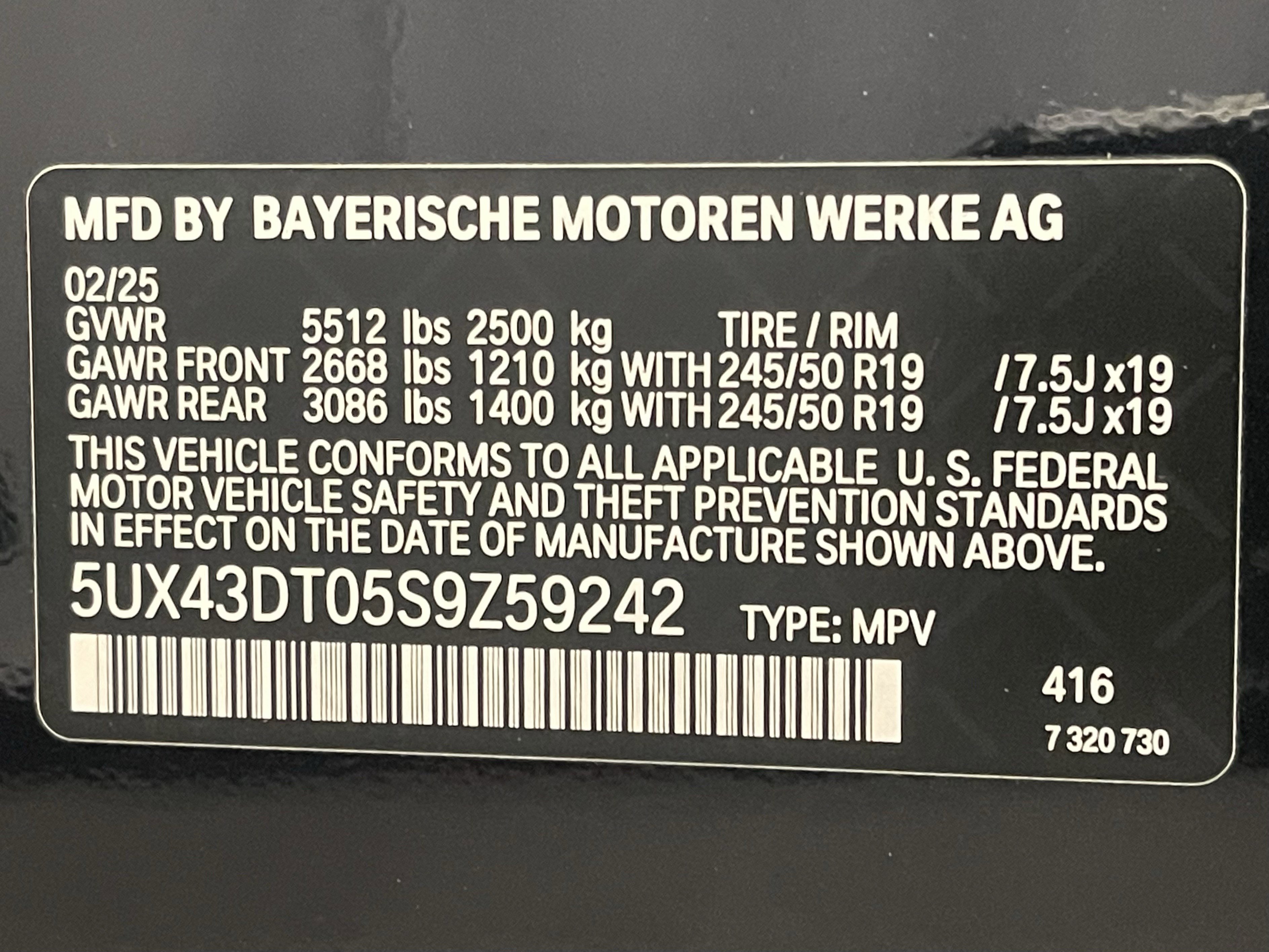 Certified 2025 BMW X4 M40i image 25