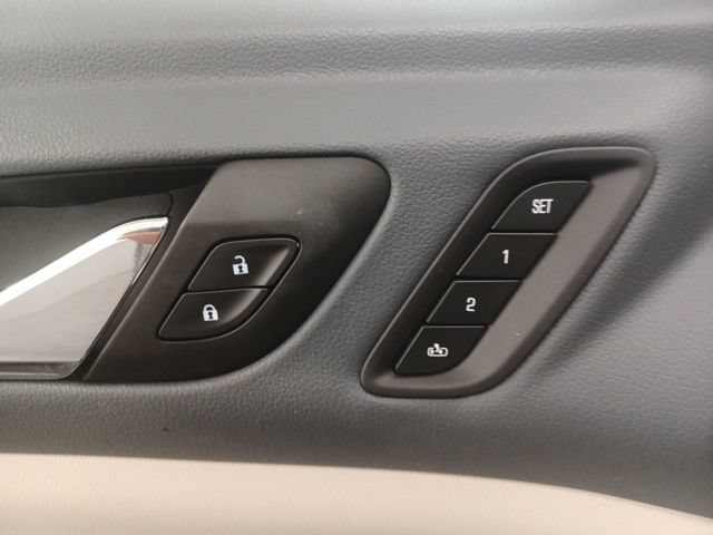 Used 2023 GMC Acadia Denali AWD/4WD image 19