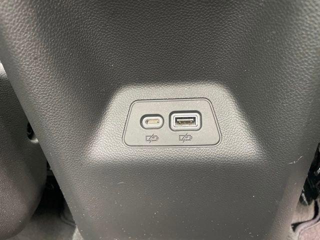 Used 2023 Buick Envision Essence w/ Technology Package I image 44