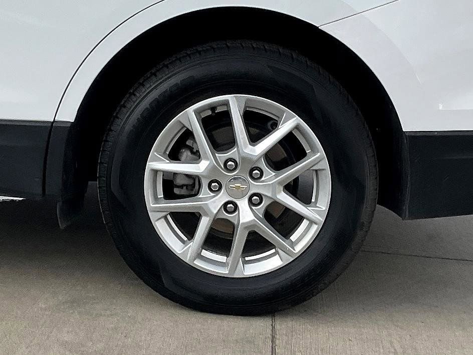 Used 2024 Chevrolet Equinox LT image 13