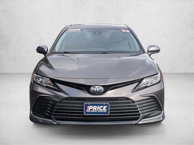 Used 2022 Toyota Camry LE video 2