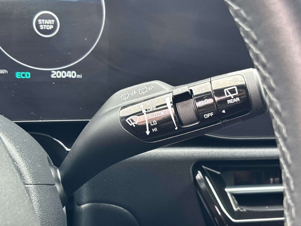 Used 2024 Kia Niro Wind FWD image 29