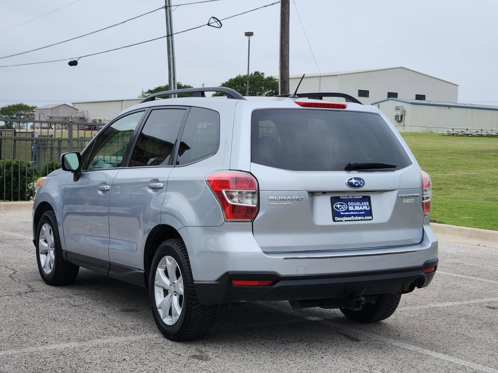 Used 2015 Subaru Forester 2.5i Premium w/ All-Weather Package AWD/4WD image 4