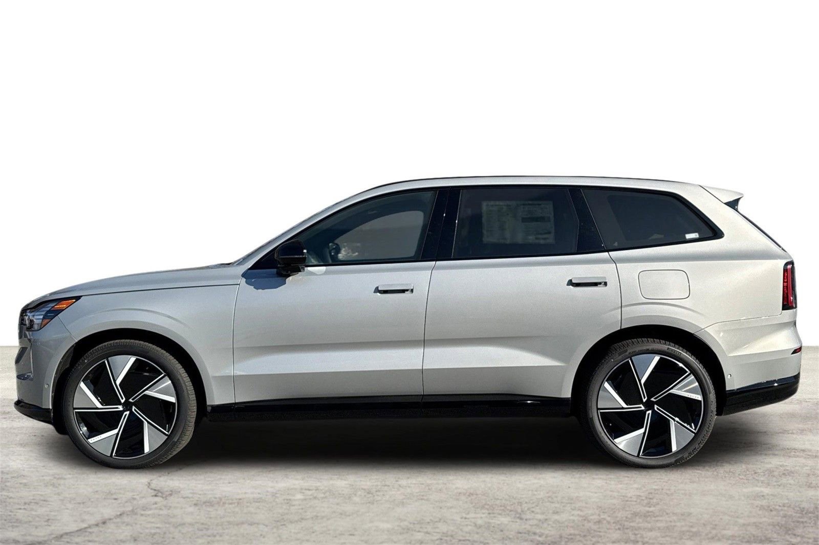 New 2025 Volvo EX90 Ultra image 5