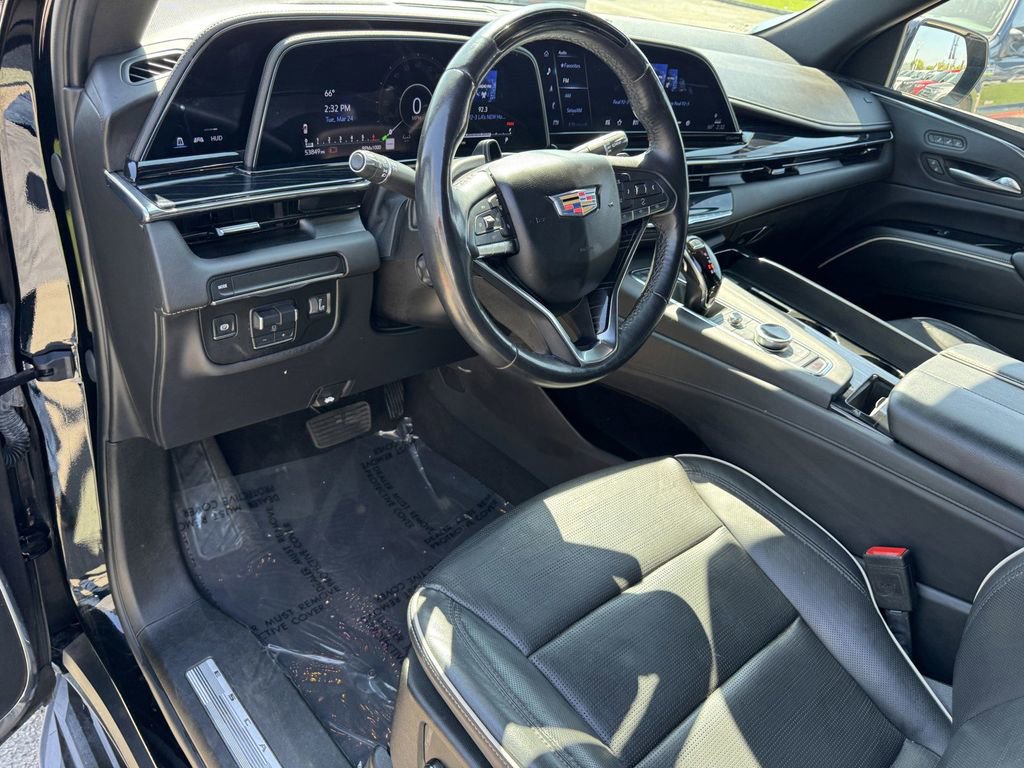 Used 2024 Cadillac Escalade ESV Sport RWD image 16