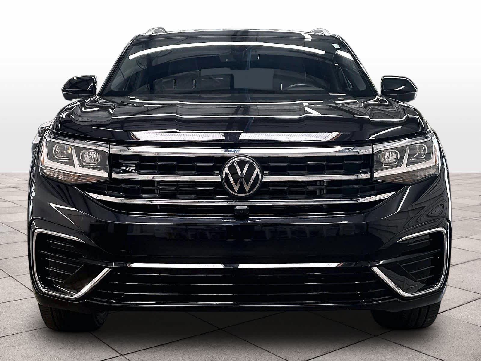 Used 2023 Volkswagen Atlas Cross Sport SEL Premium R-Line AWD/4WD image 2