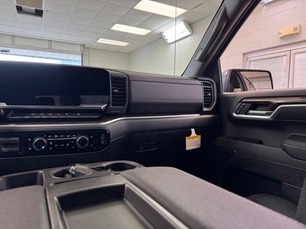 New 2026 Chevrolet Silverado 1500 LT AWD/4WD image 23