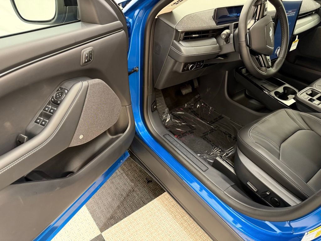 New 2025 Ford Mustang Mach-E Premium image 30