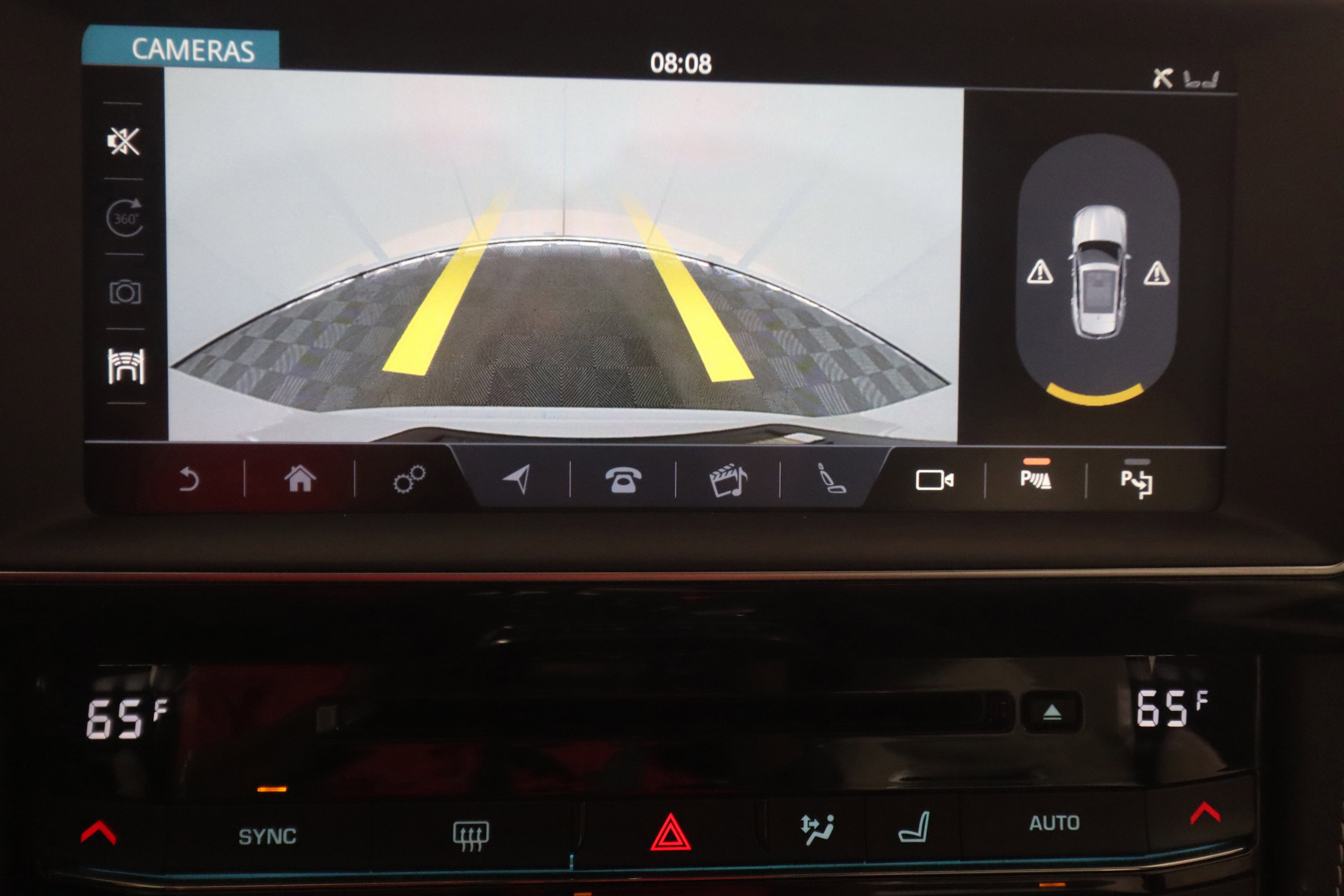 Used 2019 Jaguar F-PACE S AWD/4WD image 22
