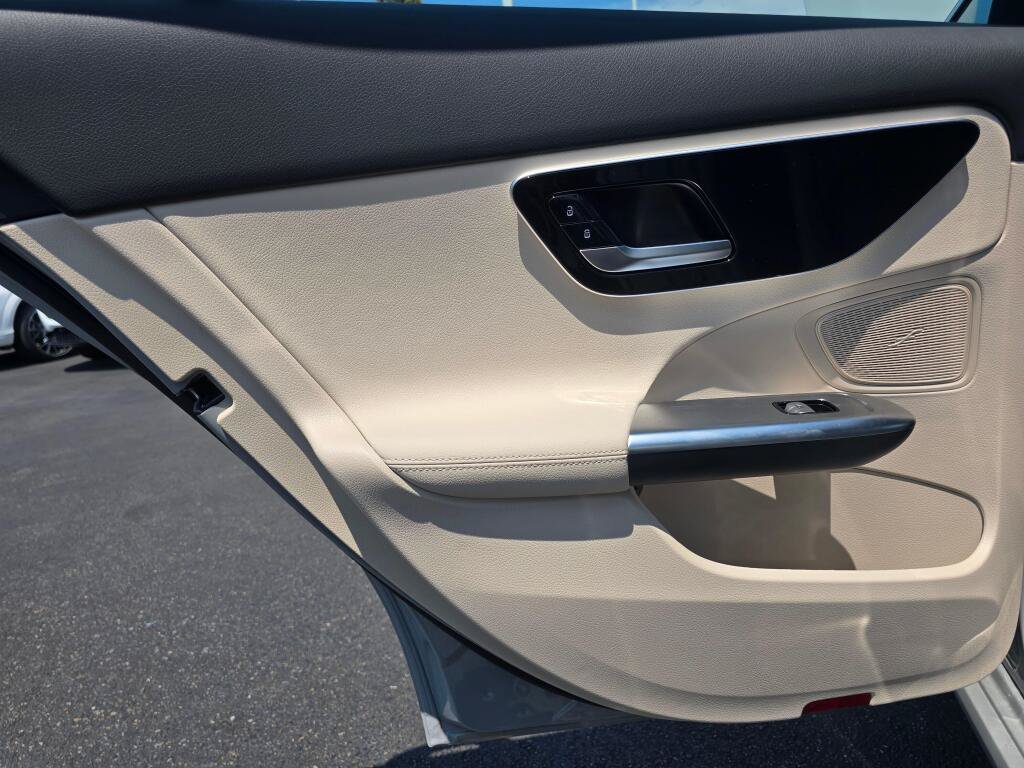 New 2026 Mercedes-Benz C 300 4MATIC Sedan image 19