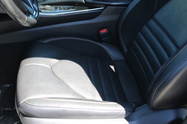 Used 2021 Toyota Avalon Touring w/ Advanced Safety Package image 29