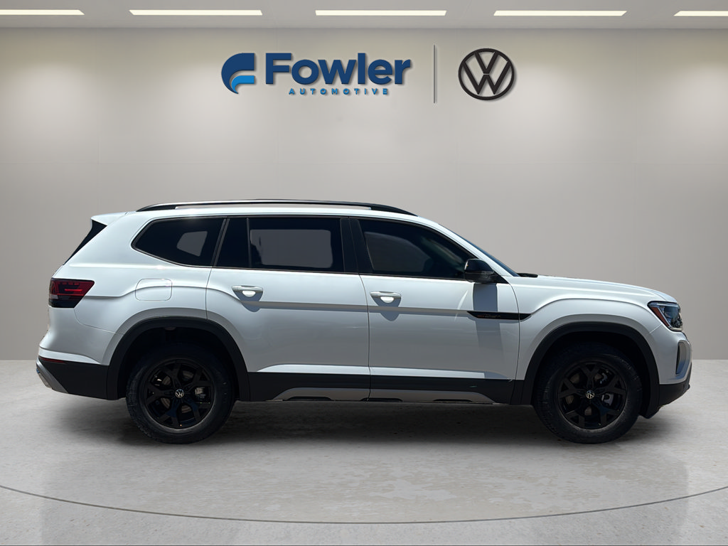 New 2026 Volkswagen Atlas Peak Edition AWD/4WD image 8