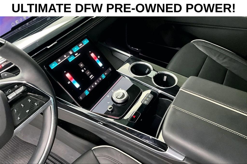 Used 2025 Cadillac Escalade Sport w/ Touring Package AWD/4WD image 16