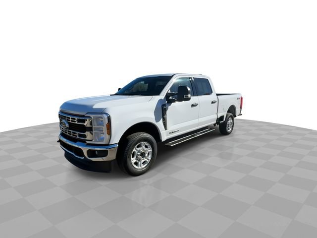 Used 2025 Ford F350 XLT image 4