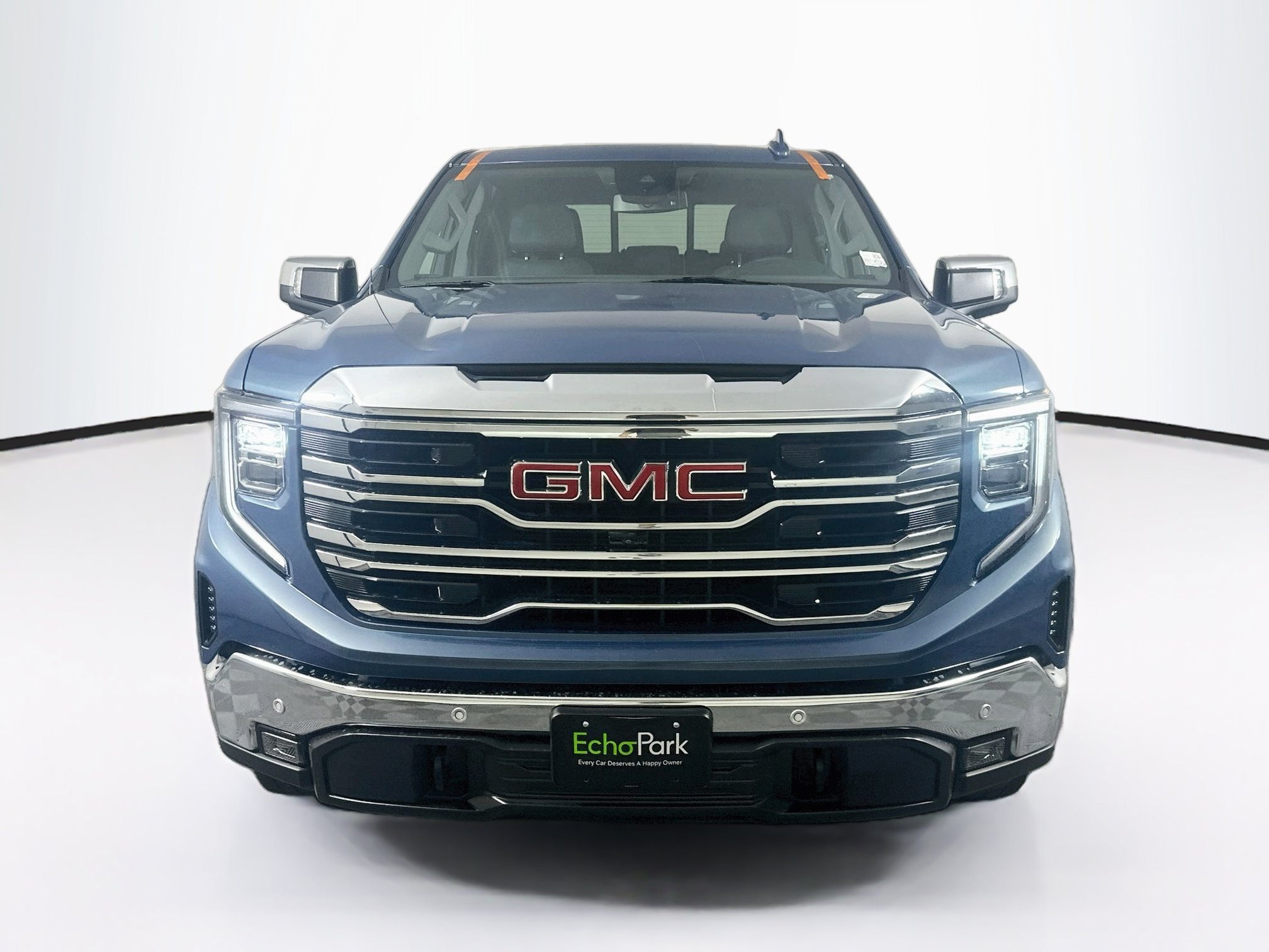 Used 2024 GMC Sierra 1500 SLT RWD image 2