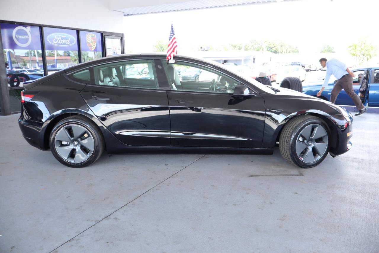Used 2023 Tesla Model 3 Standard Range RWD image 6