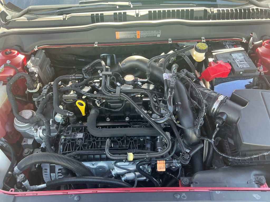 Used 2020 Ford Fusion SE FWD image 25