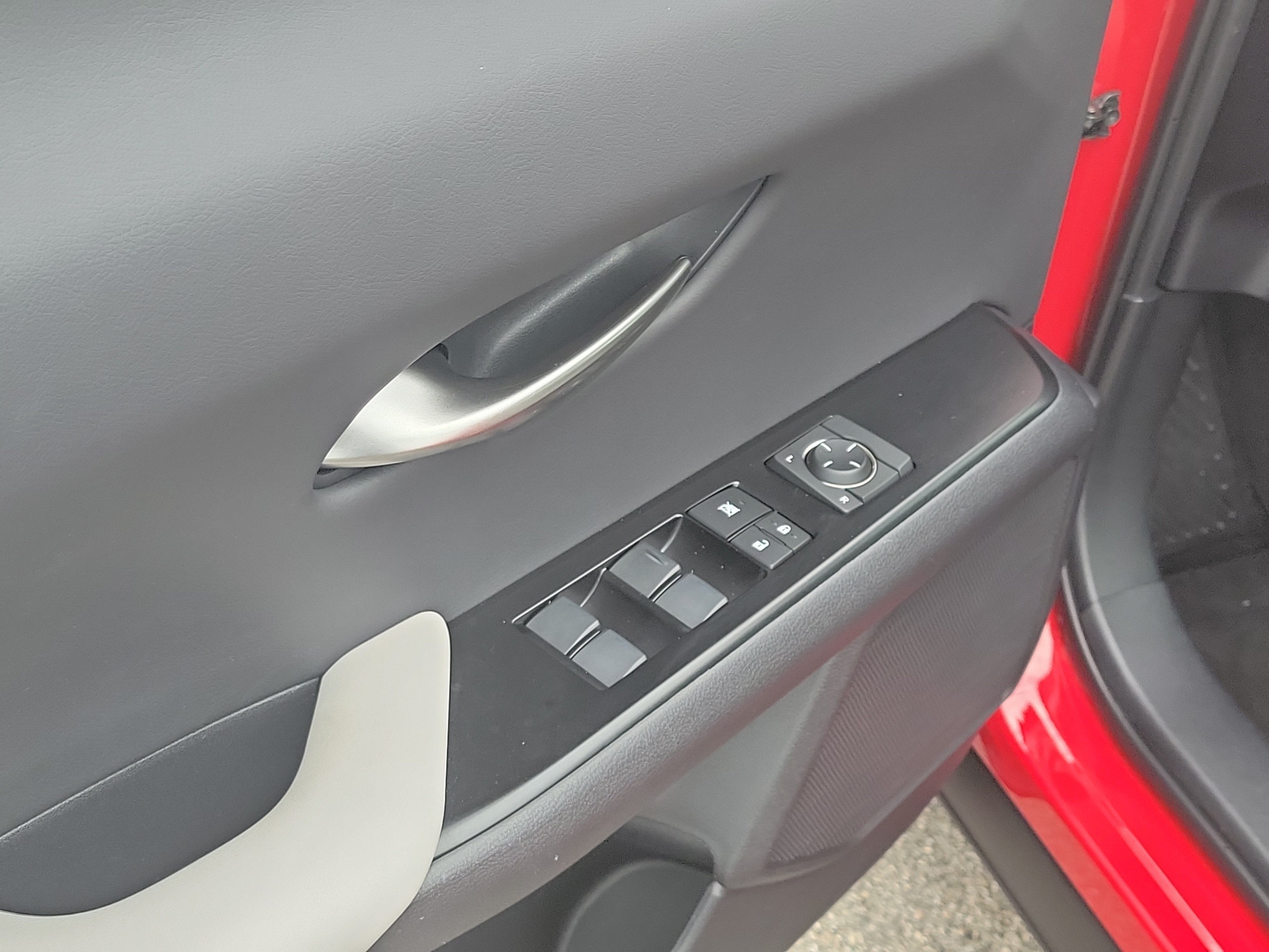 Used 2024 Lexus UX 250h F Sport FWD image 21