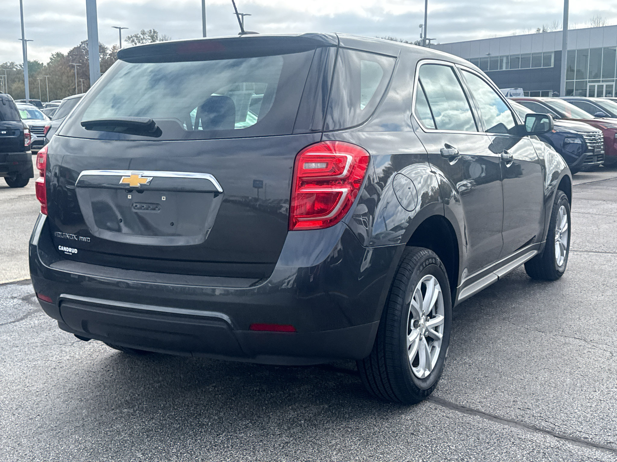 Certified 2017 Chevrolet Equinox LS AWD/4WD image 19