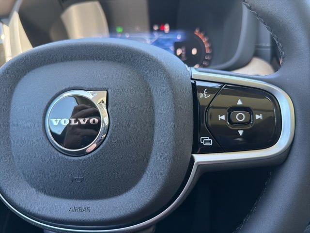 New 2026 Volvo XC60 B5 Ultra w/ Protection Package Premier AWD/4WD image 24
