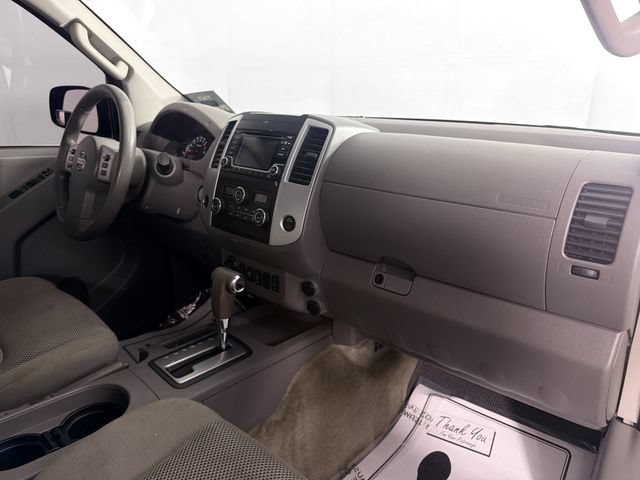 Used 2015 Nissan Frontier SV w/ SV Value Truck Package AWD/4WD image 28