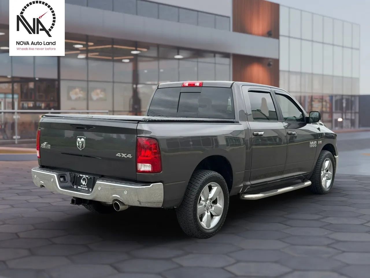 Used 2017 RAM 1500 Big Horn AWD/4WD image 8