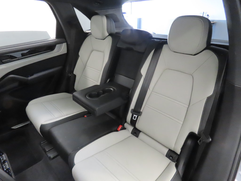 Certified 2026 Porsche Cayenne S AWD/4WD image 43