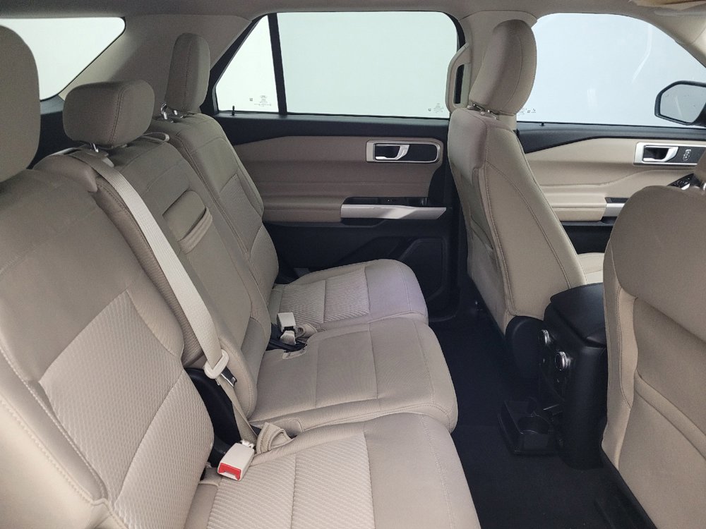 Used 2022 Ford Explorer XLT RWD image 19