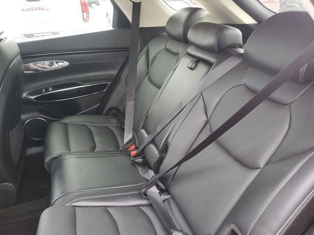 Used 2025 Genesis GV70 2.5T image 32