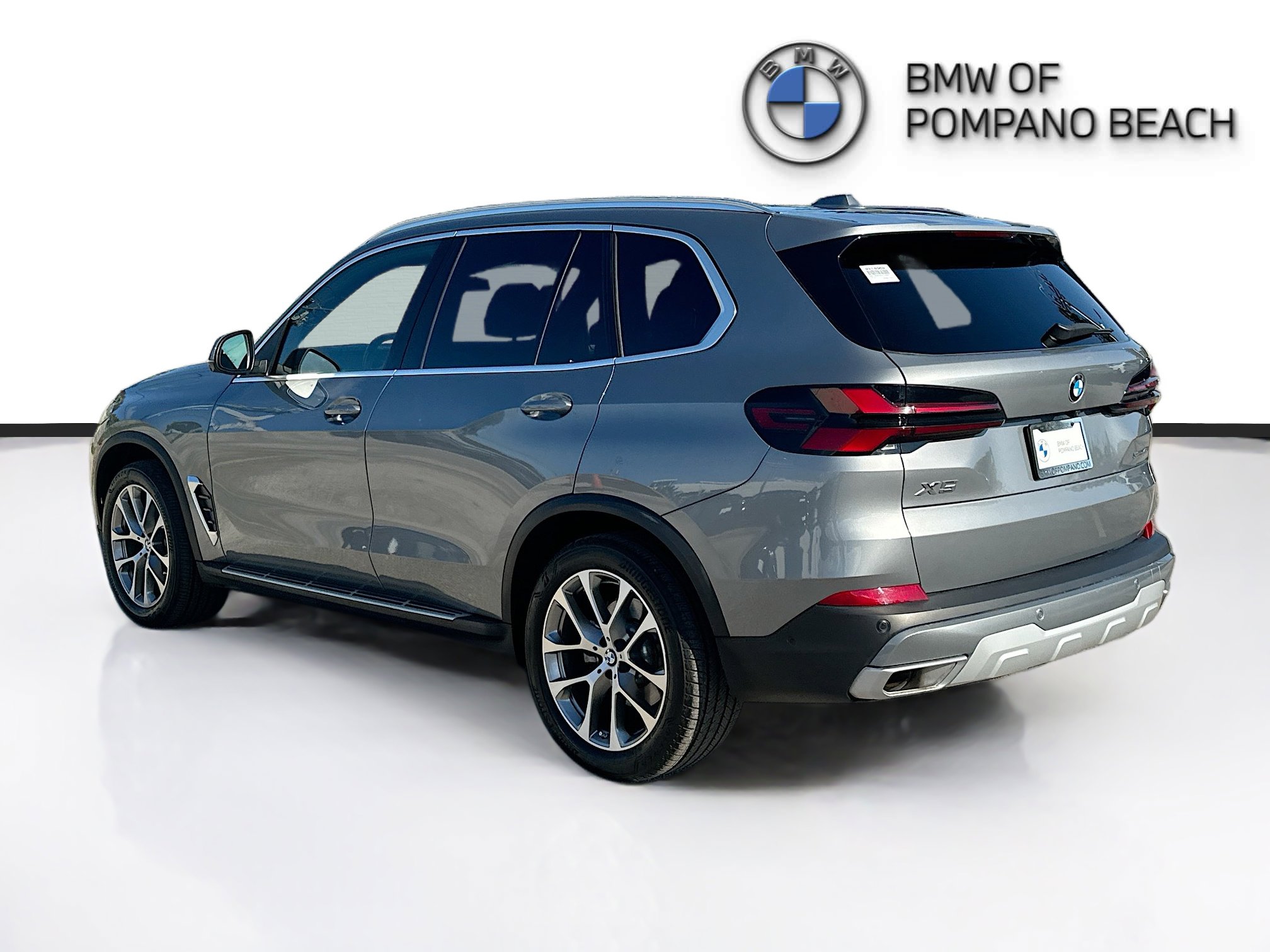 Used 2025 BMW X5 sDrive40i image 5