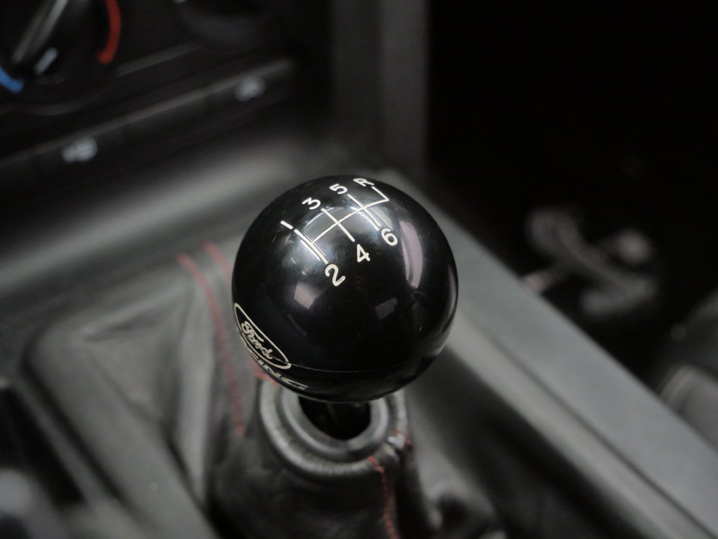 Used 2007 Ford Mustang Shelby GT500 RWD image 24