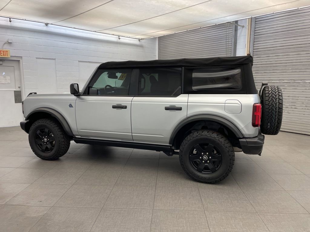 Used 2022 Ford Bronco Black Diamond AWD/4WD image 8