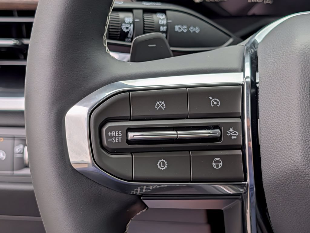 New 2026 GMC Acadia Denali Ultimate w/ LPO, Floor Liner Package AWD/4WD image 21