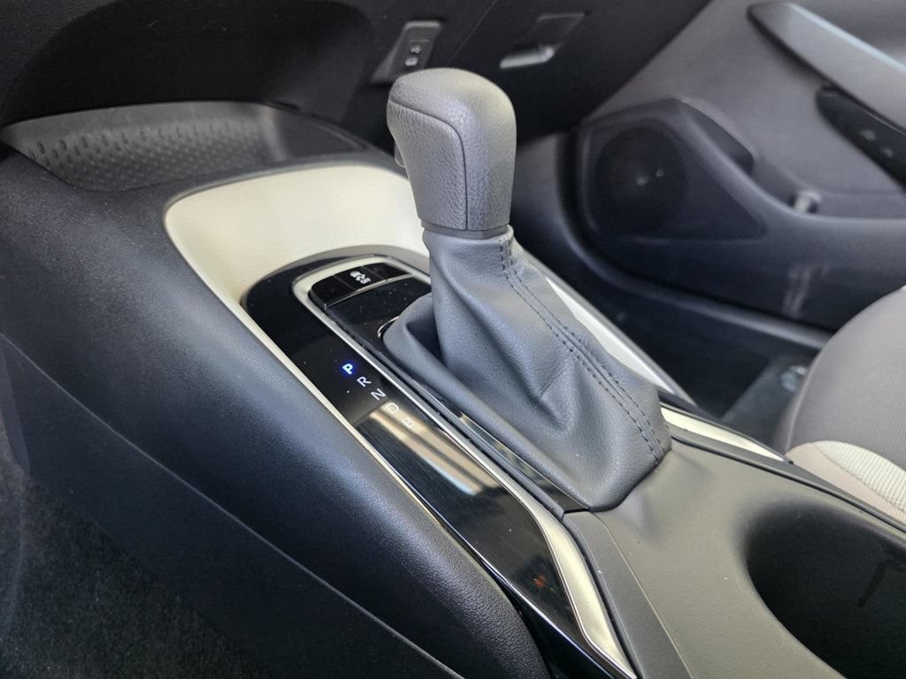 Used 2024 Toyota Corolla LE FWD image 17