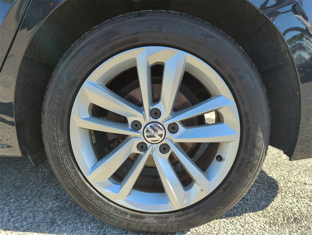 Used 2020 Volkswagen Passat 2.0T S image 44