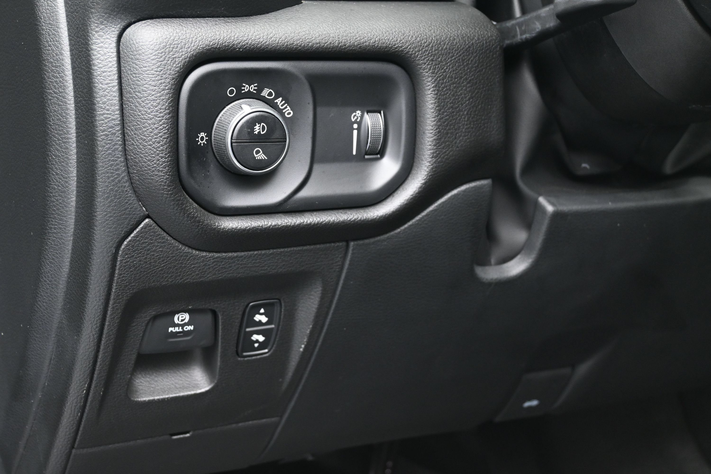 Used 2023 RAM 1500 Big Horn AWD/4WD image 23