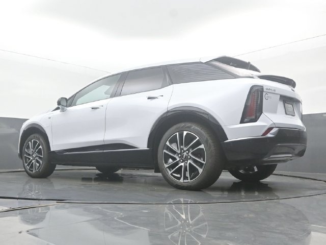 New 2026 Cadillac Optiq Sport 1 w/ LPO, Floor Liner Package AWD/4WD image 49