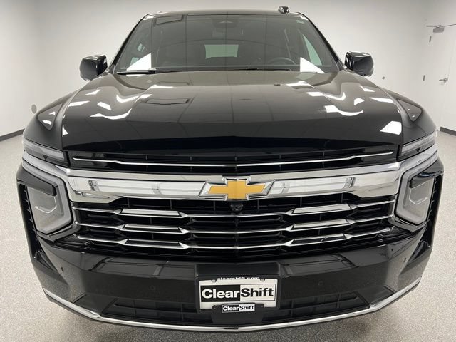 Used 2025 Chevrolet Tahoe LT AWD/4WD image 3